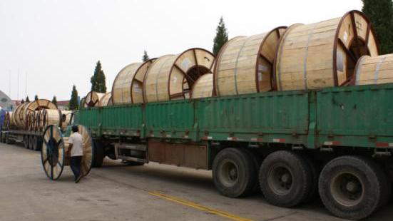 Τεσσάρων πυρήνων της LV θωρακισμένο ηλεκτρικό καλώδιο 3 ταινιών χάλυβα καλωδίου τροφοδοσίας μονωμένο XLPE